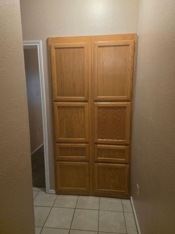 623 Canterbury Street, Euless, TX 76039