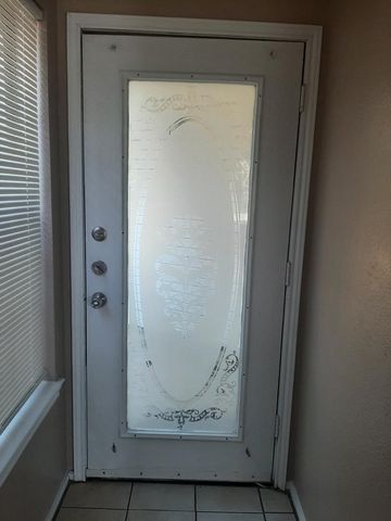 623 Canterbury Street, Euless, TX 76039