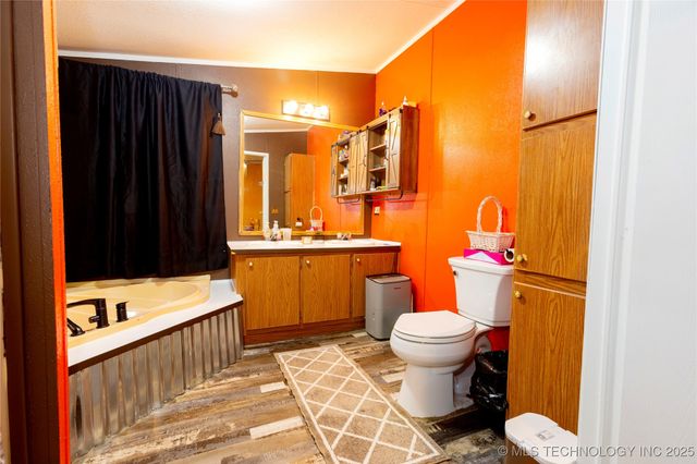 115311 S 4237 Road, Eufaula, OK 74432