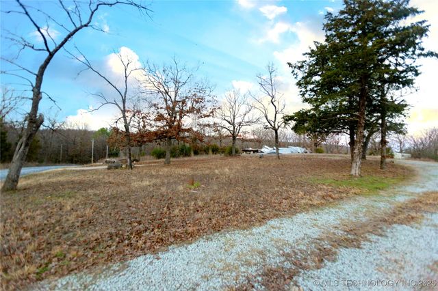 115311 S 4237 Road, Eufaula, OK 74432