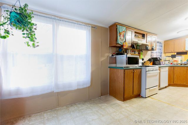 115311 S 4237 Road, Eufaula, OK 74432