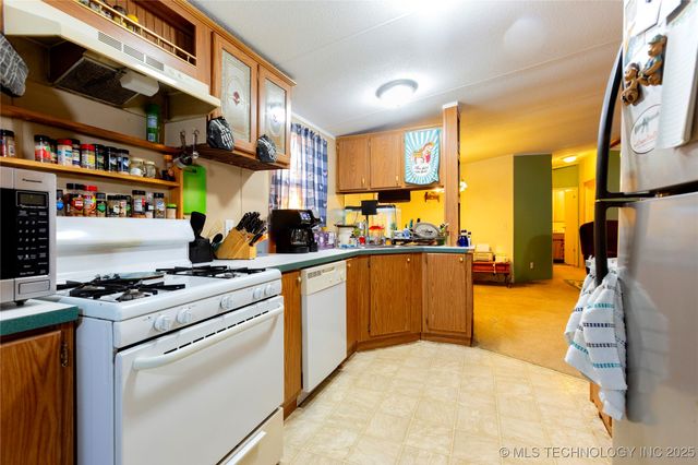 115311 S 4237 Road, Eufaula, OK 74432