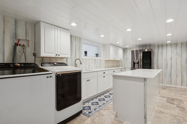 18 Matilda Court, Bayport, NY 11705