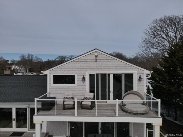 18 Matilda Court, Bayport, NY 11705