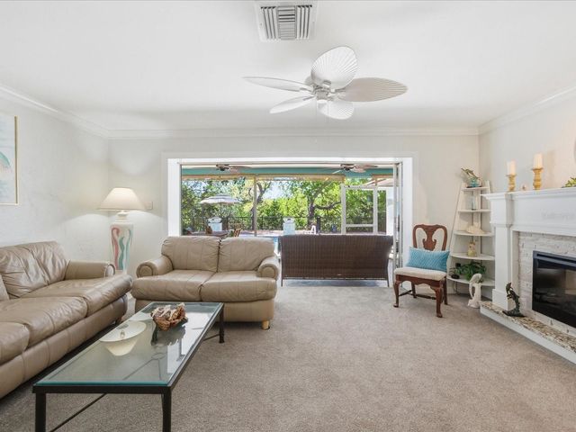 1316 KENNYWOOD DRIVE, Largo, FL 33770