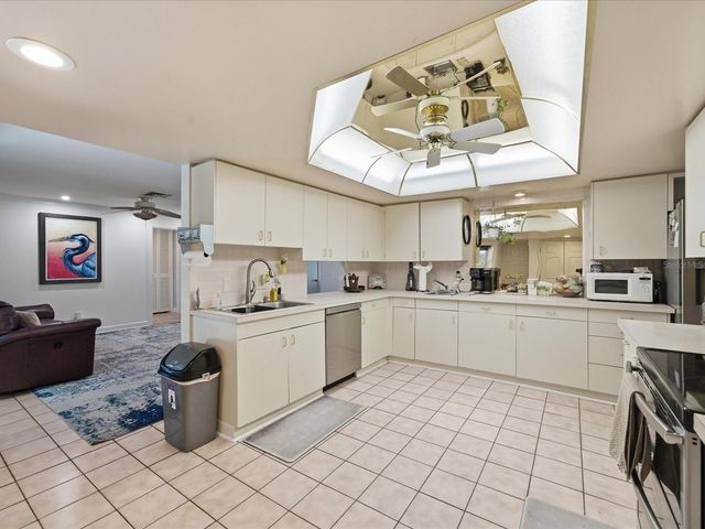 1316 KENNYWOOD DRIVE, Largo, FL 33770