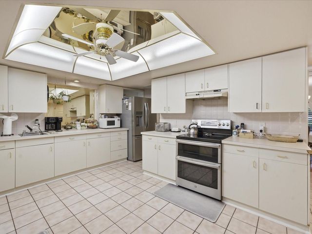 1316 KENNYWOOD DRIVE, Largo, FL 33770