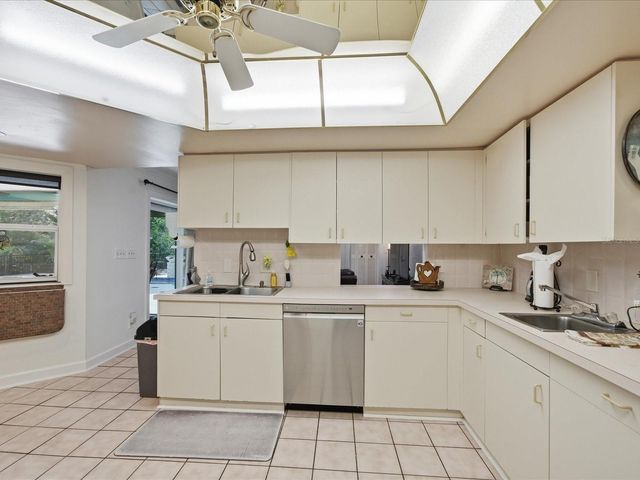 1316 KENNYWOOD DRIVE, Largo, FL 33770