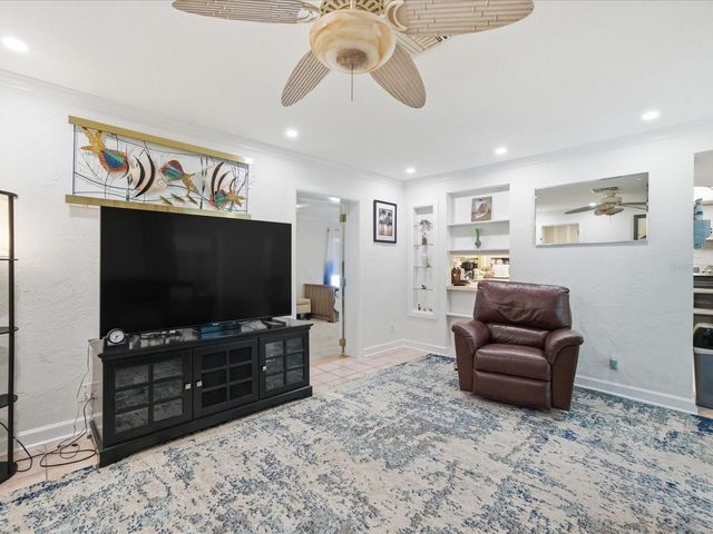 1316 KENNYWOOD DRIVE, Largo, FL 33770