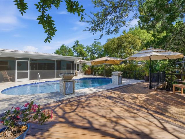 1316 KENNYWOOD DRIVE, Largo, FL 33770