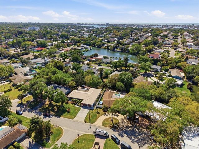 1316 KENNYWOOD DRIVE, Largo, FL 33770