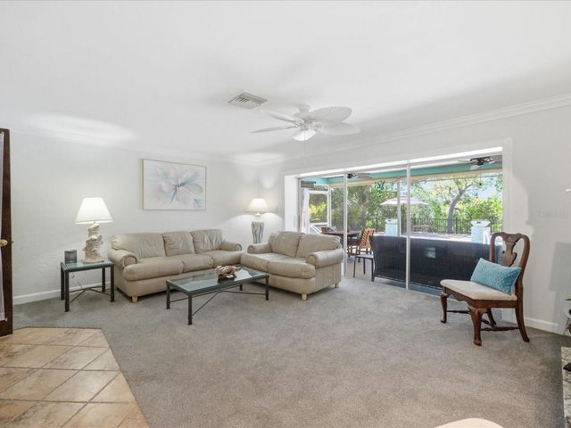 1316 KENNYWOOD DRIVE, Largo, FL 33770