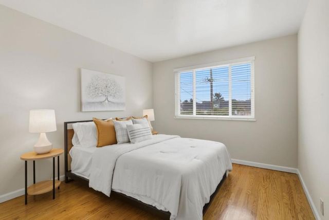 656 Forest Lake Drive, Pacifica, CA 94044