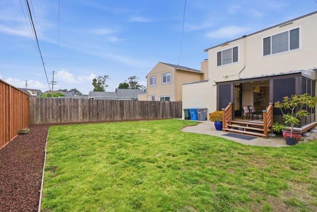 656 Forest Lake Drive, Pacifica, CA 94044