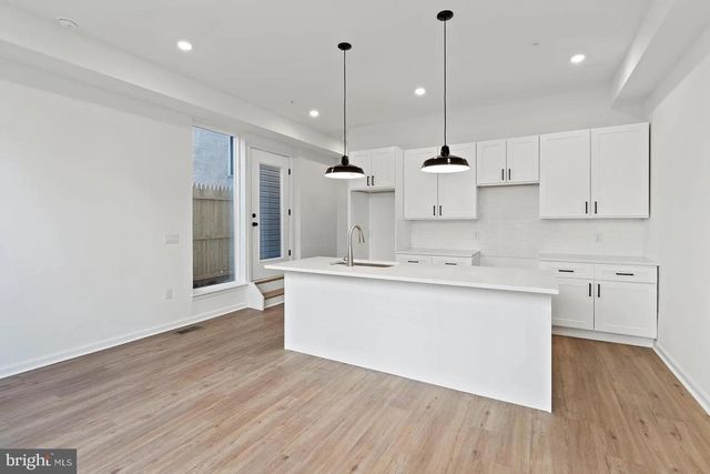 1935 CECIL B MOORE AVE, Philadelphia, PA 19121