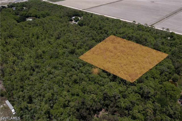 Lager Lane, Naples, FL 34114