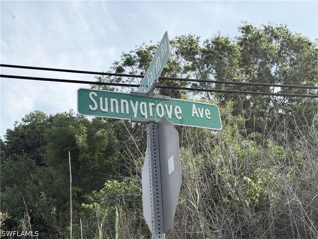 Lager Lane, Naples, FL 34114