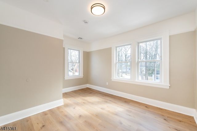 363 Marlboro Rd, Englewood City, NJ 07631