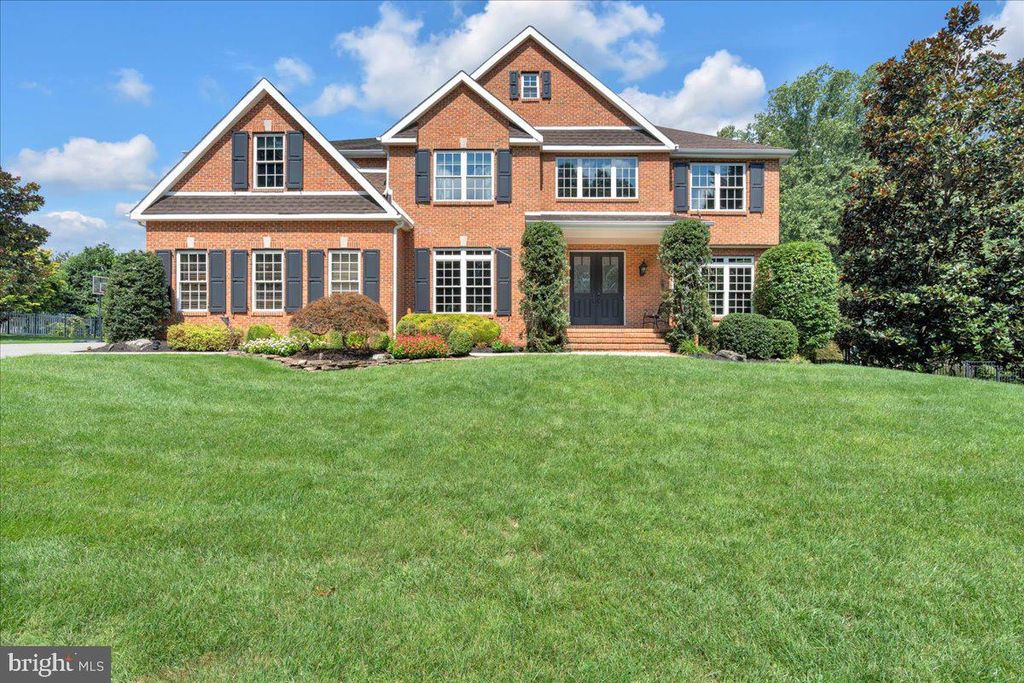 7 TUCKER, LAUREL SPRINGS, NJ 08021 — exterior