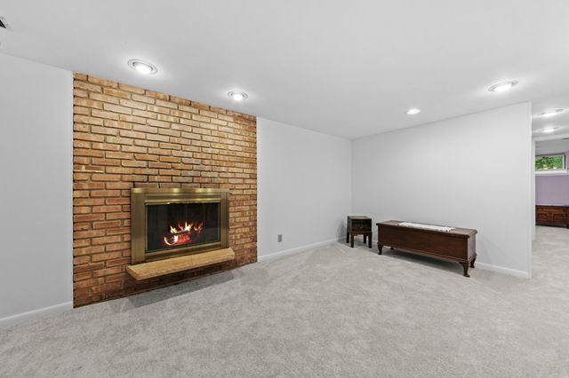 12100 Highway 55, Plymouth, MN 55441