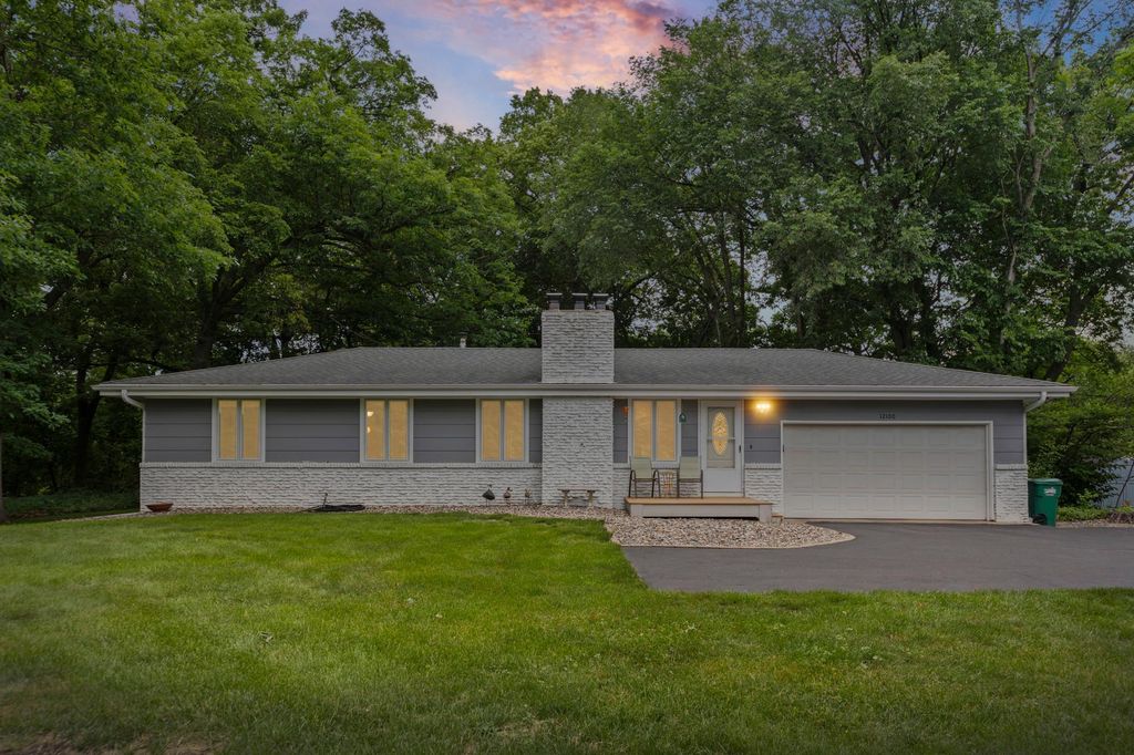 12100 Highway 55, Plymouth, MN 55441