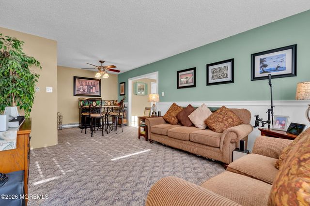 15 S Seas Court, Barnegat, NJ 08005
