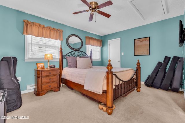 15 S Seas Court, Barnegat, NJ 08005