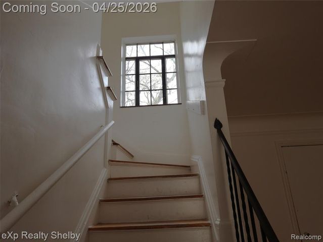 15531 Winthrop Street, Detroit, MI 48227