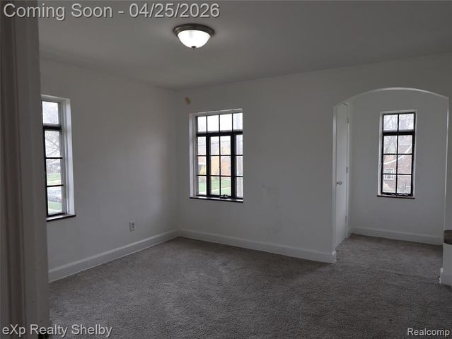 15531 Winthrop Street, Detroit, MI 48227