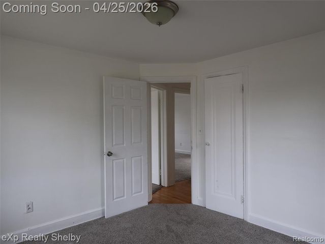 15531 Winthrop Street, Detroit, MI 48227