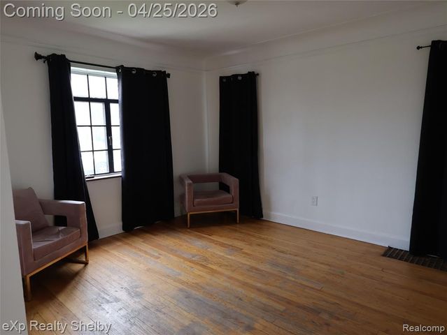 15531 Winthrop Street, Detroit, MI 48227