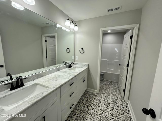 3763 Huntcliff Drive, La Grange, NC 28551