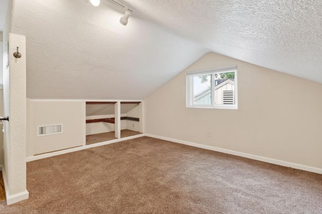 5221 9th Ave, Sacramento, CA 95820