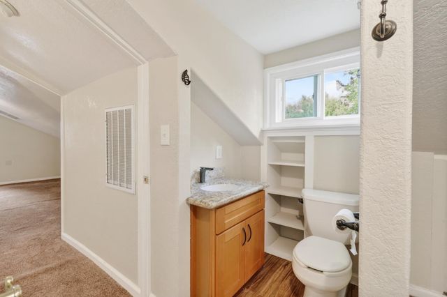 5221 9th Ave, Sacramento, CA 95820