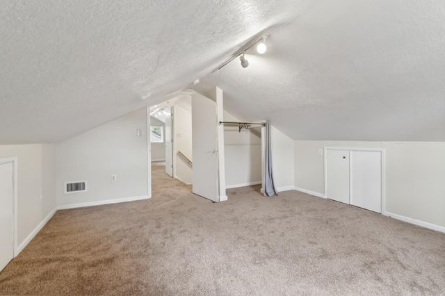 5221 9th Ave, Sacramento, CA 95820