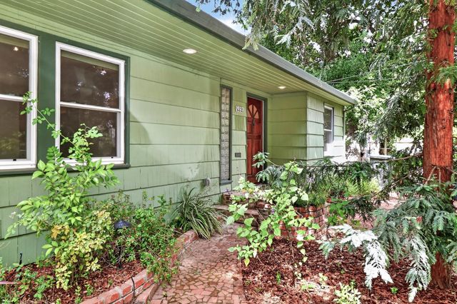 5221 9th Ave, Sacramento, CA 95820