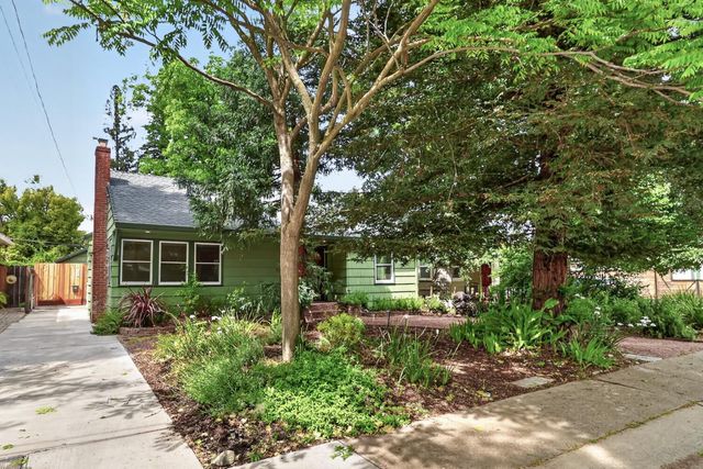 5221 9th Ave, Sacramento, CA 95820