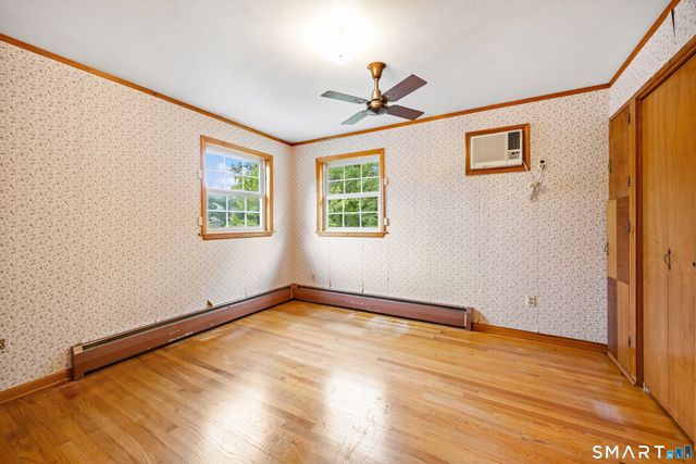 106 Townsend Avenue, Waterbury, CT 06705