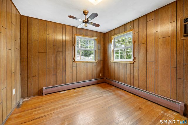 106 Townsend Avenue, Waterbury, CT 06705