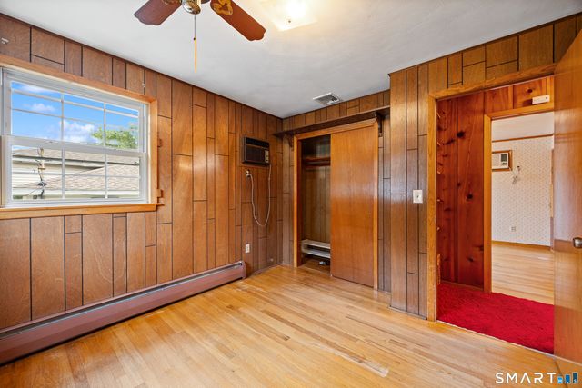 106 Townsend Avenue, Waterbury, CT 06705