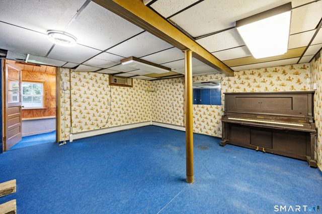 106 Townsend Avenue, Waterbury, CT 06705