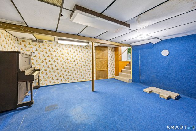 106 Townsend Avenue, Waterbury, CT 06705