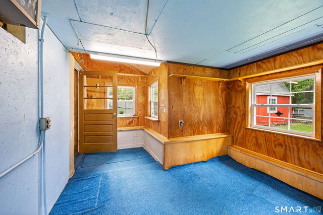 106 Townsend Avenue, Waterbury, CT 06705