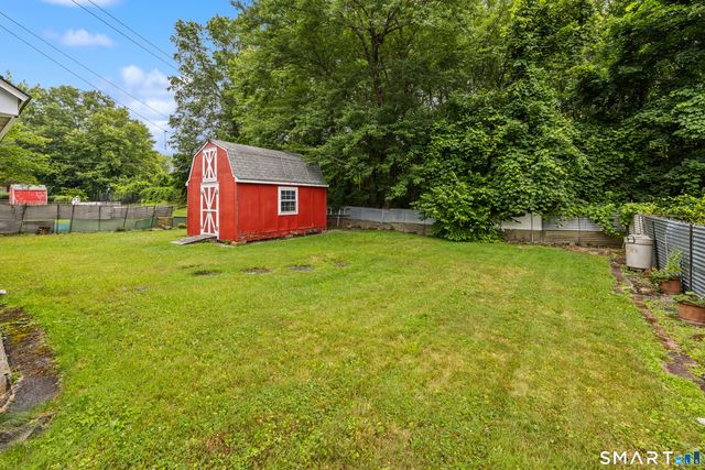 106 Townsend Avenue, Waterbury, CT 06705