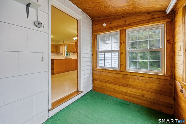 106 Townsend Avenue, Waterbury, CT 06705