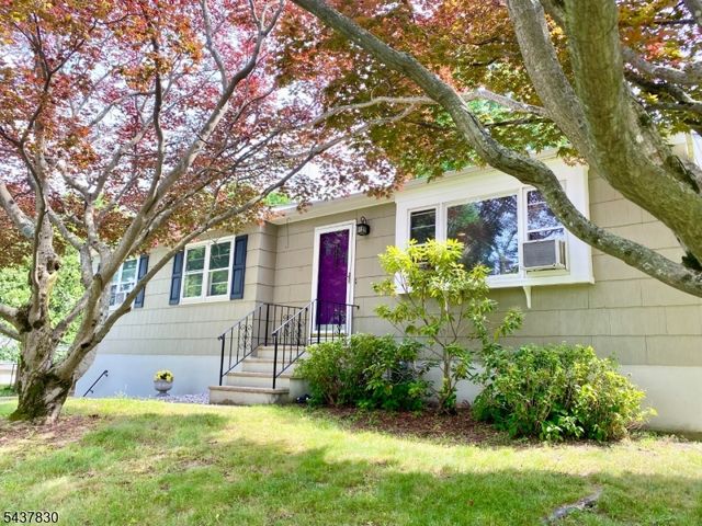 220 W Hanover Ave, Morris Twp., NJ 07960