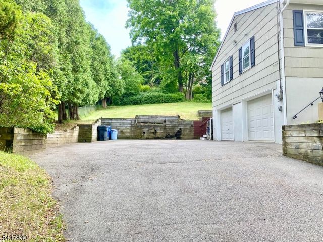 220 W Hanover Ave, Morris Twp., NJ 07960