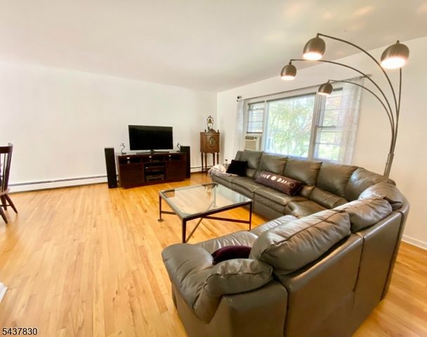 220 W Hanover Ave, Morris Twp., NJ 07960