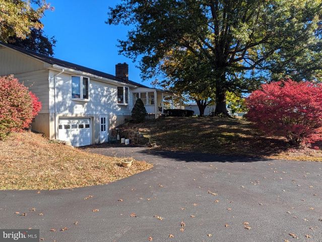 2291 MIDDLE RIDGE RD, Newport, PA 17074