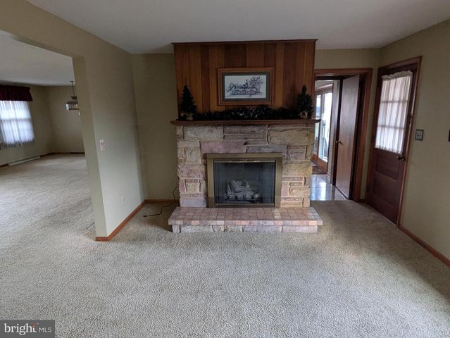 2291 MIDDLE RIDGE RD, Newport, PA 17074